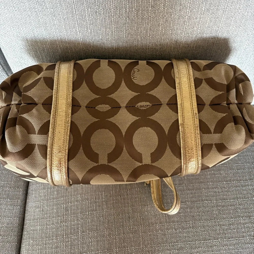 Super Clean Coach Poppy Gold Art Glam Tote Shoulder Bag - Picture 11 of 11